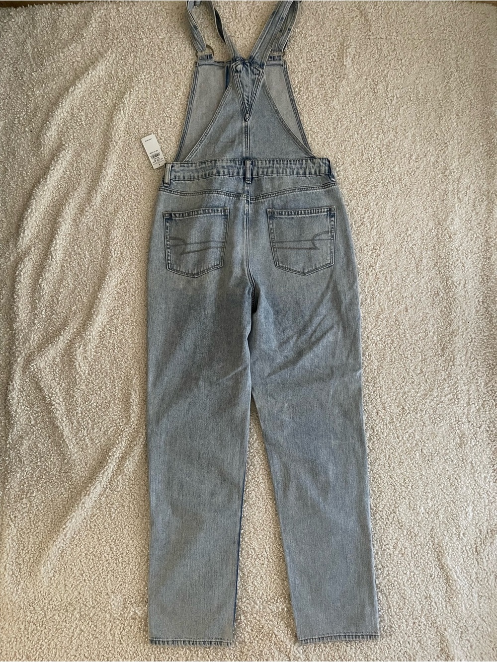 American Eagle Light Wash Denim mom Overalls new with tags US 10 Long - Picture 10 of 13